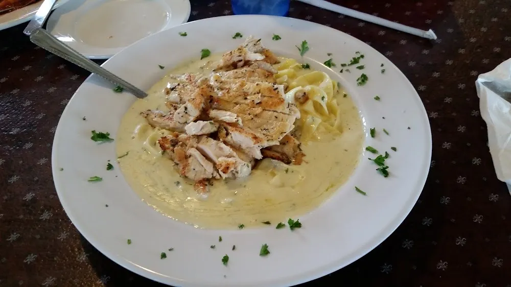 Chicken Fettuccine Alfredo